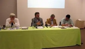 Diretoria Plena da AMB reunida na sede de Brasília