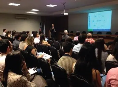 ABM recebe novos sócios aspirantes na sede da entidade