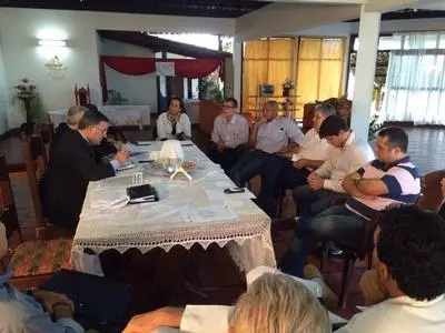 ABM participa de comitiva em visita ao hospital Luiz Viana Filho